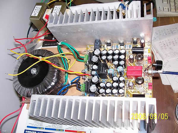 采用12AU7电子管前级+lm1875胆结石功放的制作