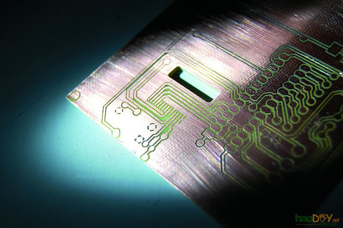 用感光法制作电路板pcb