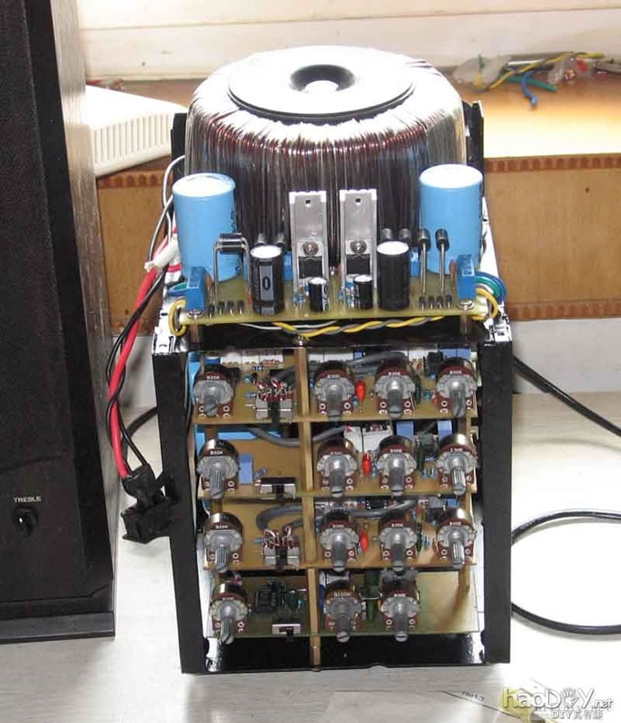 lm3886ѹŴ󹲵ظ 5.1