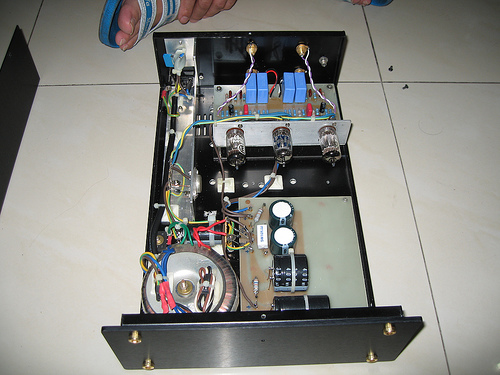 我最近DIY一部6dj8(6n11) srpp 胆前级