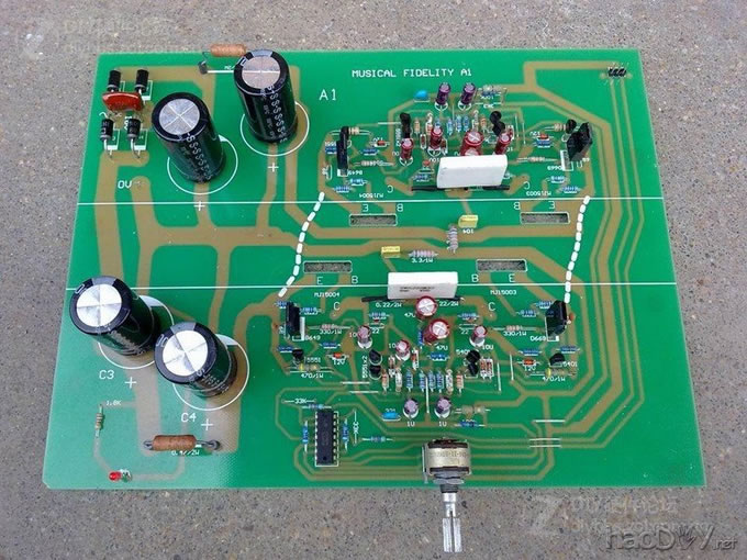 点击查看大图 响彻世界的音乐传真A1功放!自己动手纯手工DIY