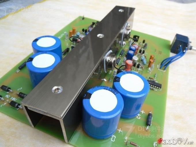 点击查看大图 响彻世界的音乐传真A1功放!自己动手纯手工DIY