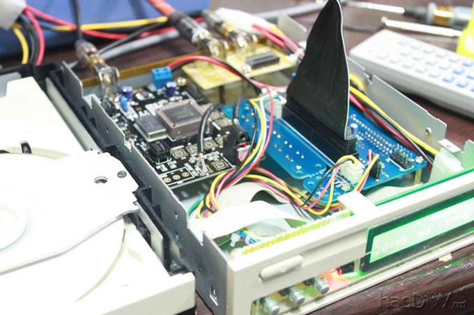 CD ROM ת  