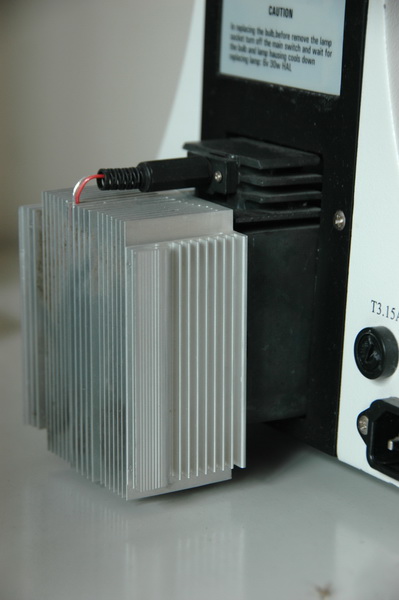 DSC_9994_调整大小.jpg 自制LED显微镜光源