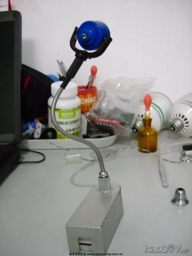 DSCN0689.jpg 今天又折腾了一个显微光源的灯