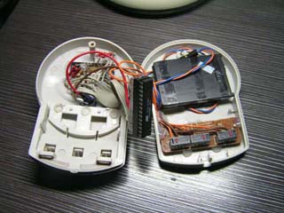 用M8、四位LED数码管和废鼠标制作的多功能电子表