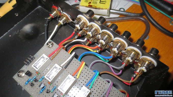 IMG_0443.jpg 六路音频切换器 单片机控制,小巧带外壳,无底噪(2)