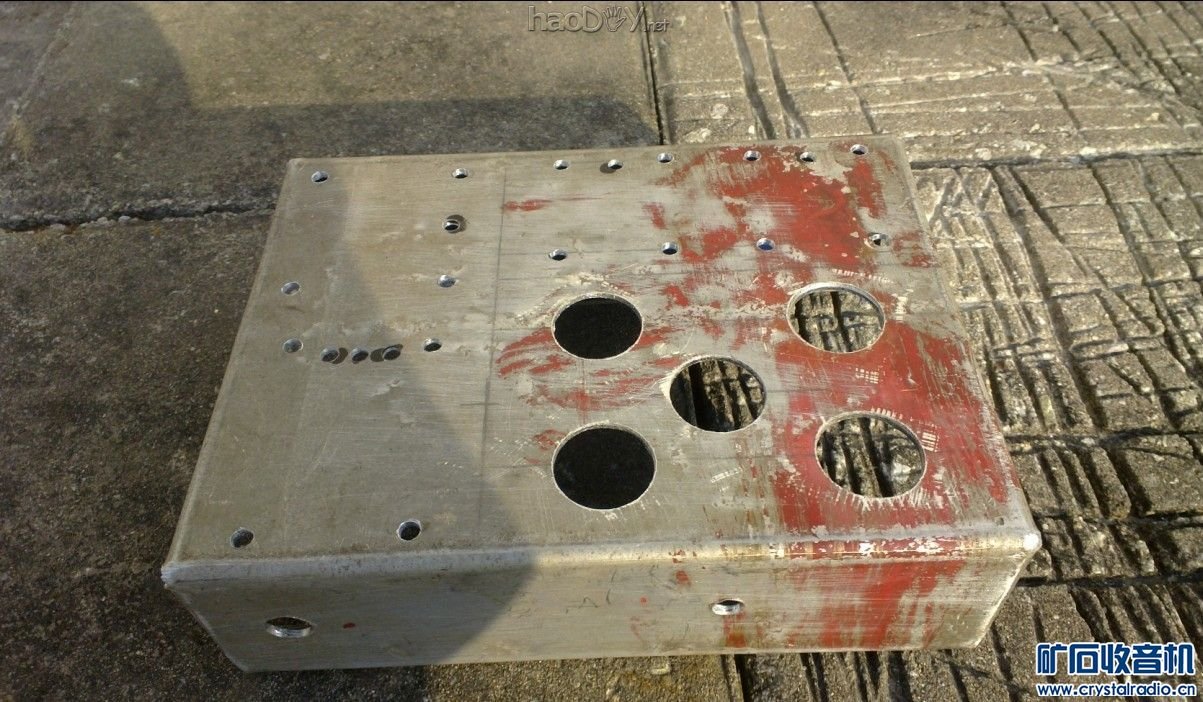 钻好孔准备喷漆前.jpg 6N3 SRPP推6P1电子管 单端胆机功率放大器