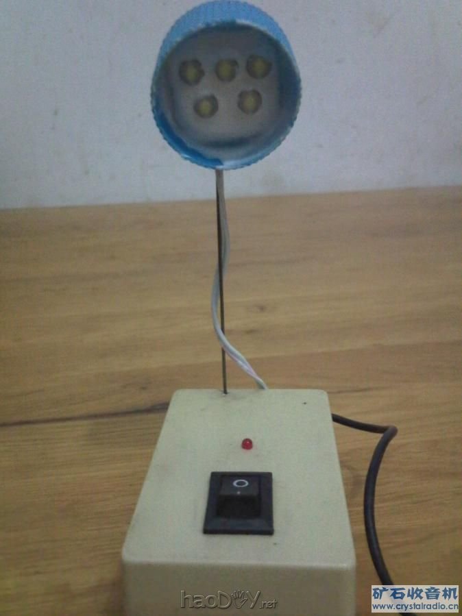 小灯1.JPG 太阳能led小小台灯