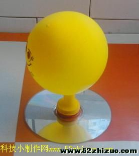 洬