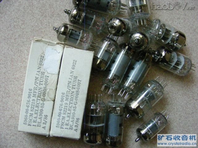 DSCF1665.JPG 大八脚电子管胆FM收音机试验!