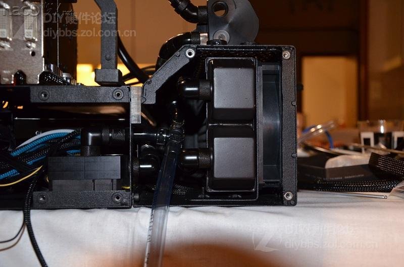 ɫĸ߶̨ Test bench V2