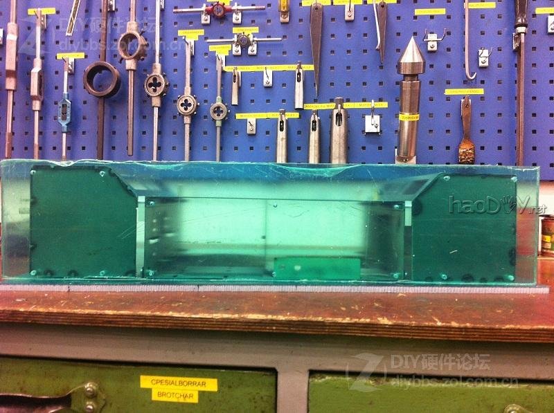 ɫĸ߶̨ Test bench V2