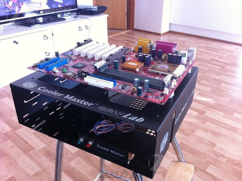 ɫĸ߶̨ Test bench V2
