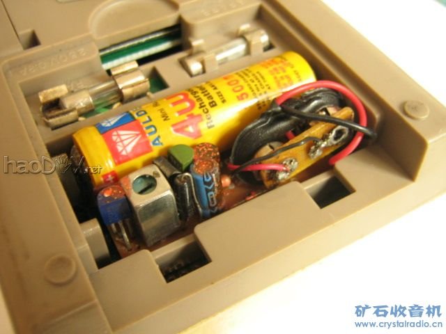 9v-3.jpg 万用表9V电池代用电路