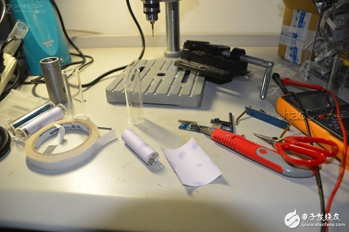 专业工程师制作的DIY多功能移动电源充电器