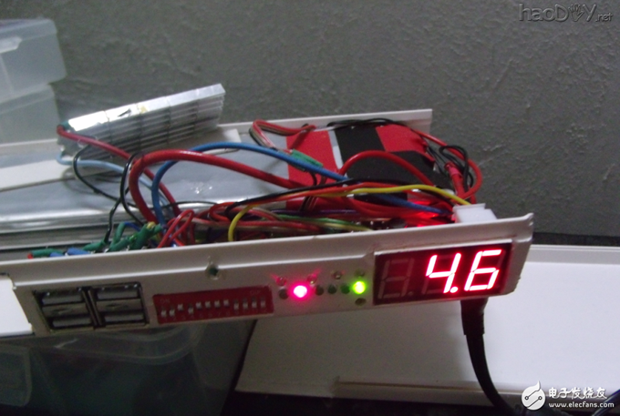 专业工程师制作的DIY多功能移动电源充电器