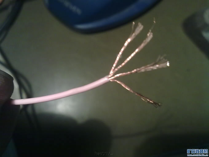 图十一(5).jpg 倒相式音箱的设计与调试