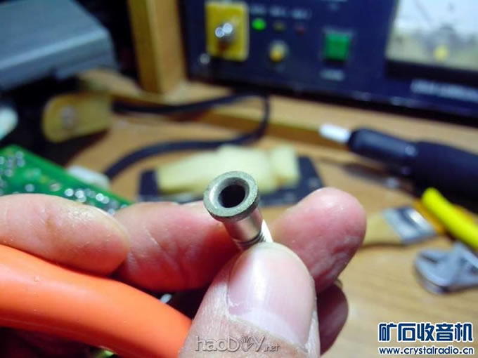 原接线孔有氧化 进行打磨抛光 原接线孔有氧化 进行打磨抛光