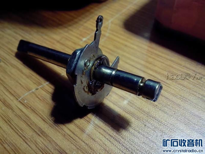 电位器这个柄好 可惜不方便加工 电位器这个柄好 可惜不方便加工