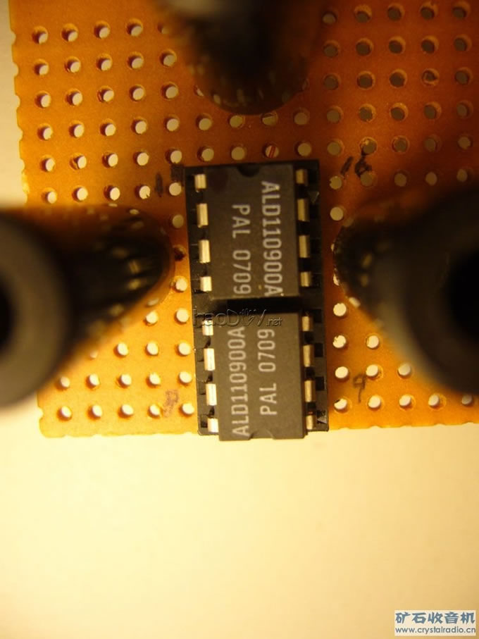 ˫ֵȦ MOSFET 첨Ŀʯ