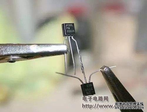 С�����֣�����һ���򵥵ĵ���Ӱ�