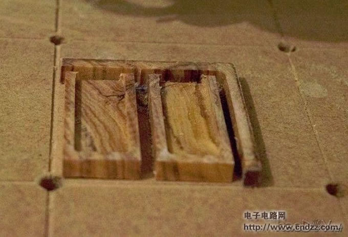 ֻ�ж��ư�U�̲�����������ӣ�ľ�ʺ�����