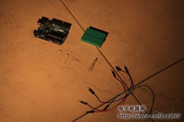 DIYһ������Arduino���Ƶ�RGB LED��