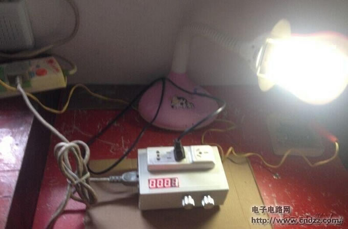 智能家居的基础:51单片机智能插座