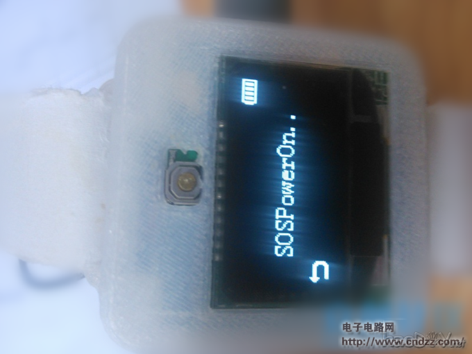 专为老人设计的智能手表,更人性化设计