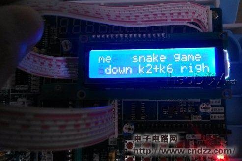 技术宅设计一个好玩的led点阵屏贪吃蛇游戏,自娱自乐