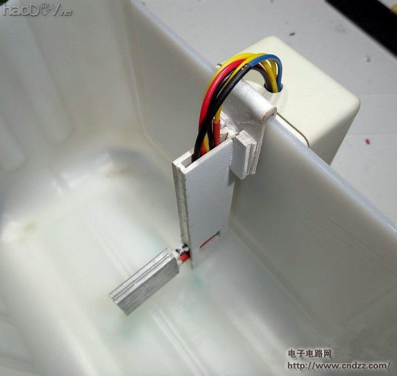 DIY恒温的温奶器,母爱满满的~