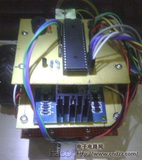 ����51��Ƭ������ѭ���Թ�����������ԭ��ͼ��PCB�����Գ�����