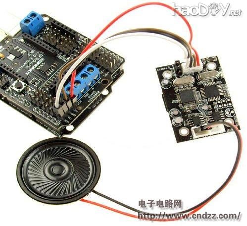 与会唱歌的Arduino机器猫互动