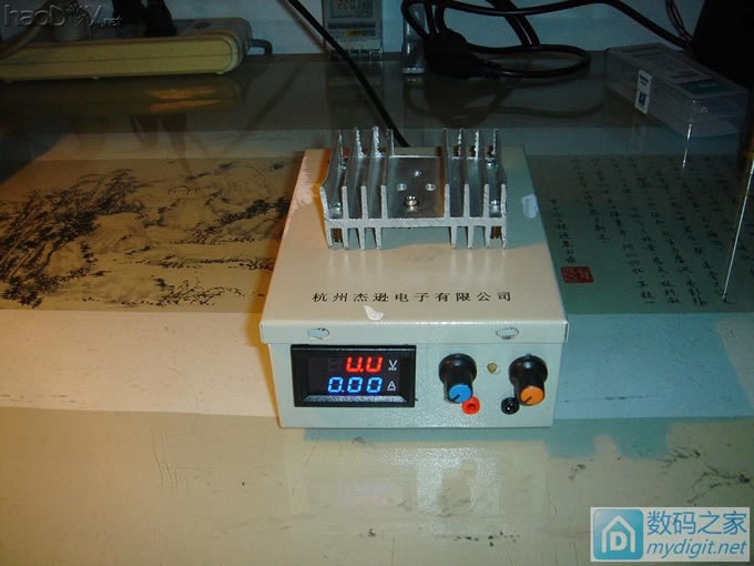 0.02~15V0.02~2AѹʵõԴ