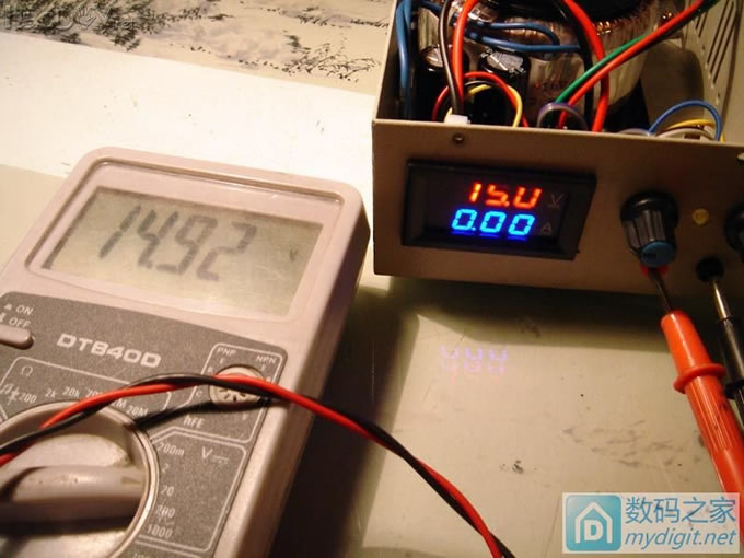 0.02~15V0.02~2AѹʵõԴ