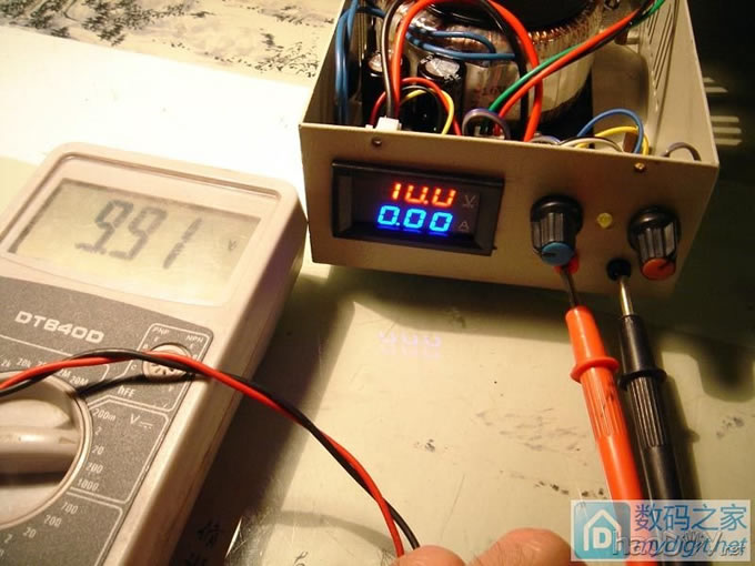 0.02~15V0.02~2AѹʵõԴ