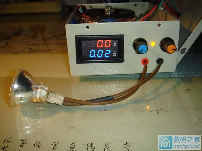 0.02~15V0.02~2AѹʵõԴ