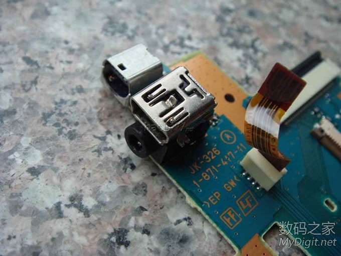 SONY DCR-SR200EӲװUSBӿ