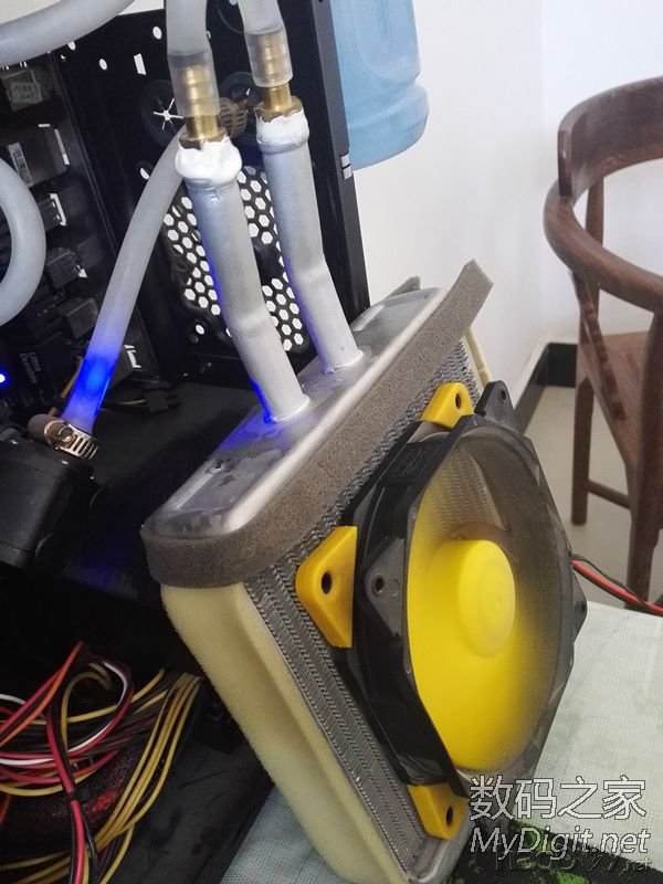 ɢУԼˮ䣬ɱͣ۳