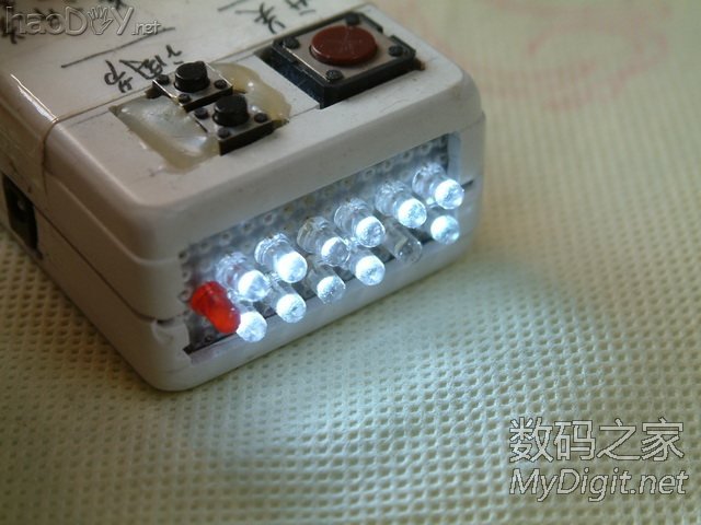 СоƬATTINY13׹LEDƣֱ֧׼Ƶ
