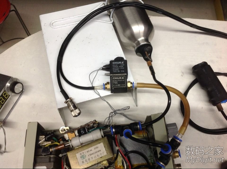 HAKKO 太贵了 D个屌丝牌吸锡器 HAKKO 太贵了 D个屌丝牌吸锡器