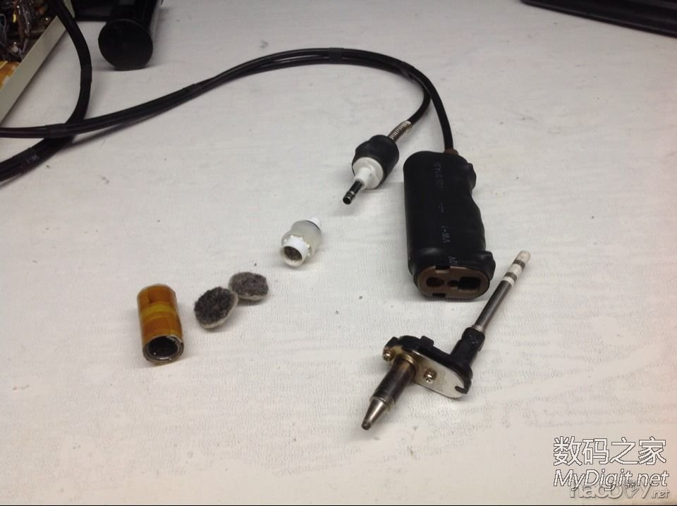 HAKKO 太贵了 D个屌丝牌吸锡器 HAKKO 太贵了 D个屌丝牌吸锡器