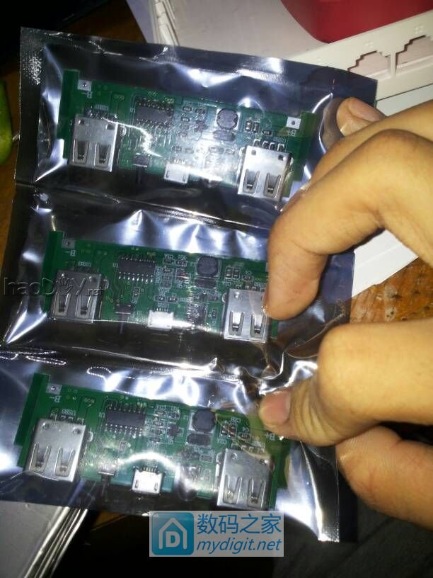 本来要搞大事情的,没编辑好。。。。唉 本来要搞大事情的,没编辑好 无线路由器改装