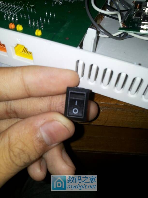 本来要搞大事情的,没编辑好 无线路由器改装