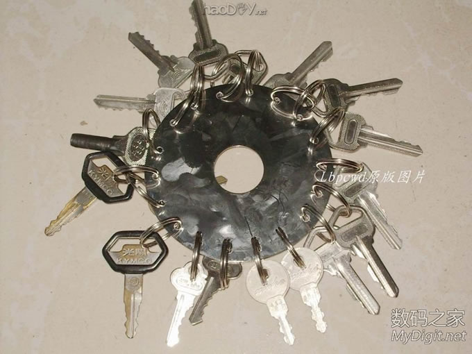 Re:【Lbpcwd】DIY系列(21)【原创】又用废硬盘DIY了个简单的东东。是什么?猜谜时间 .. 【Lbpcwd DIY (21)】废硬盘变身为生活实用品~钥匙盘