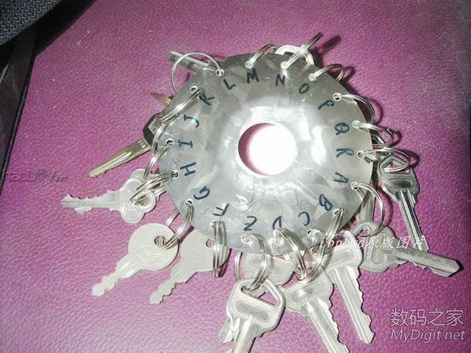 Re:【Lbpcwd】DIY系列(21)【原创】又用废硬盘DIY了个简单的东东。是什么?猜谜时间 .. 【Lbpcwd DIY (21)】废硬盘变身为生活实用品~钥匙盘