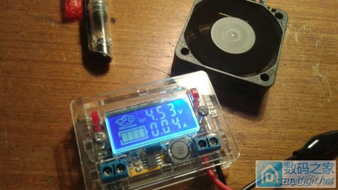DIY 0~3.5A USBӸ