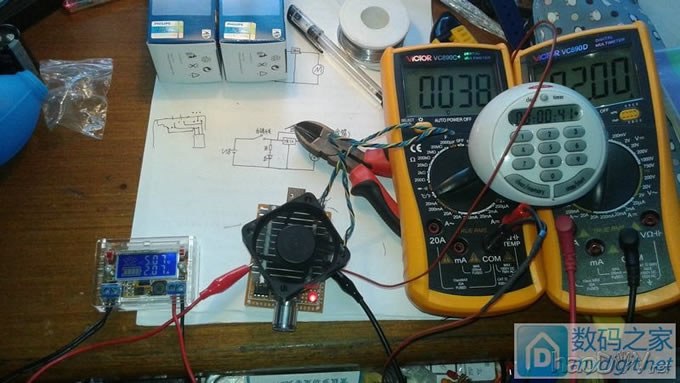 DIY 0~3.5A USBӸ