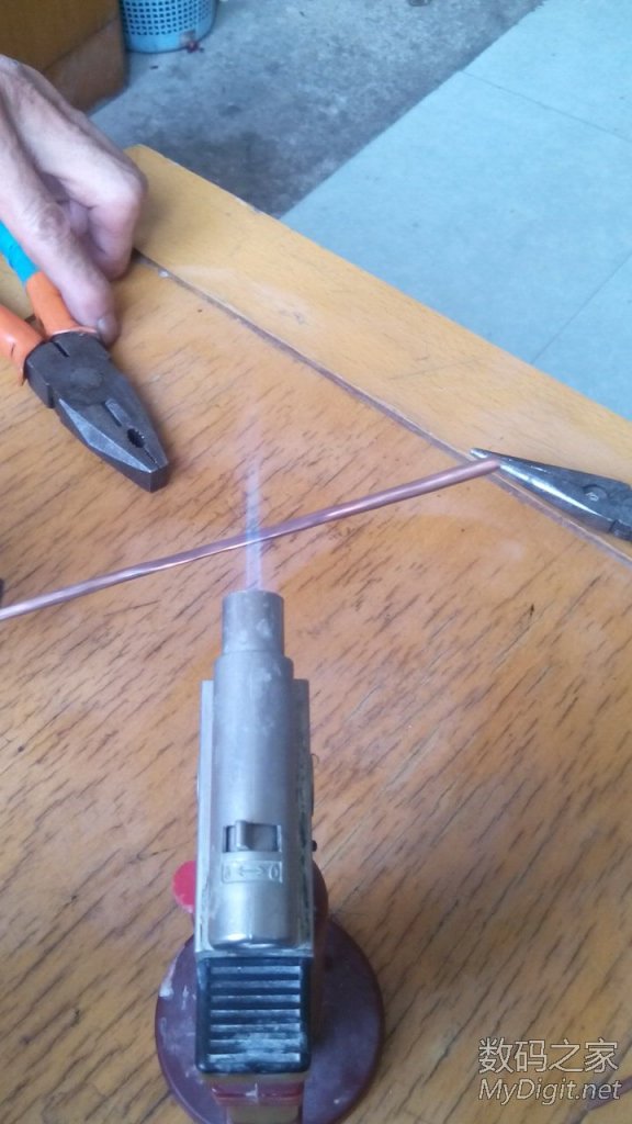 ͭĥ